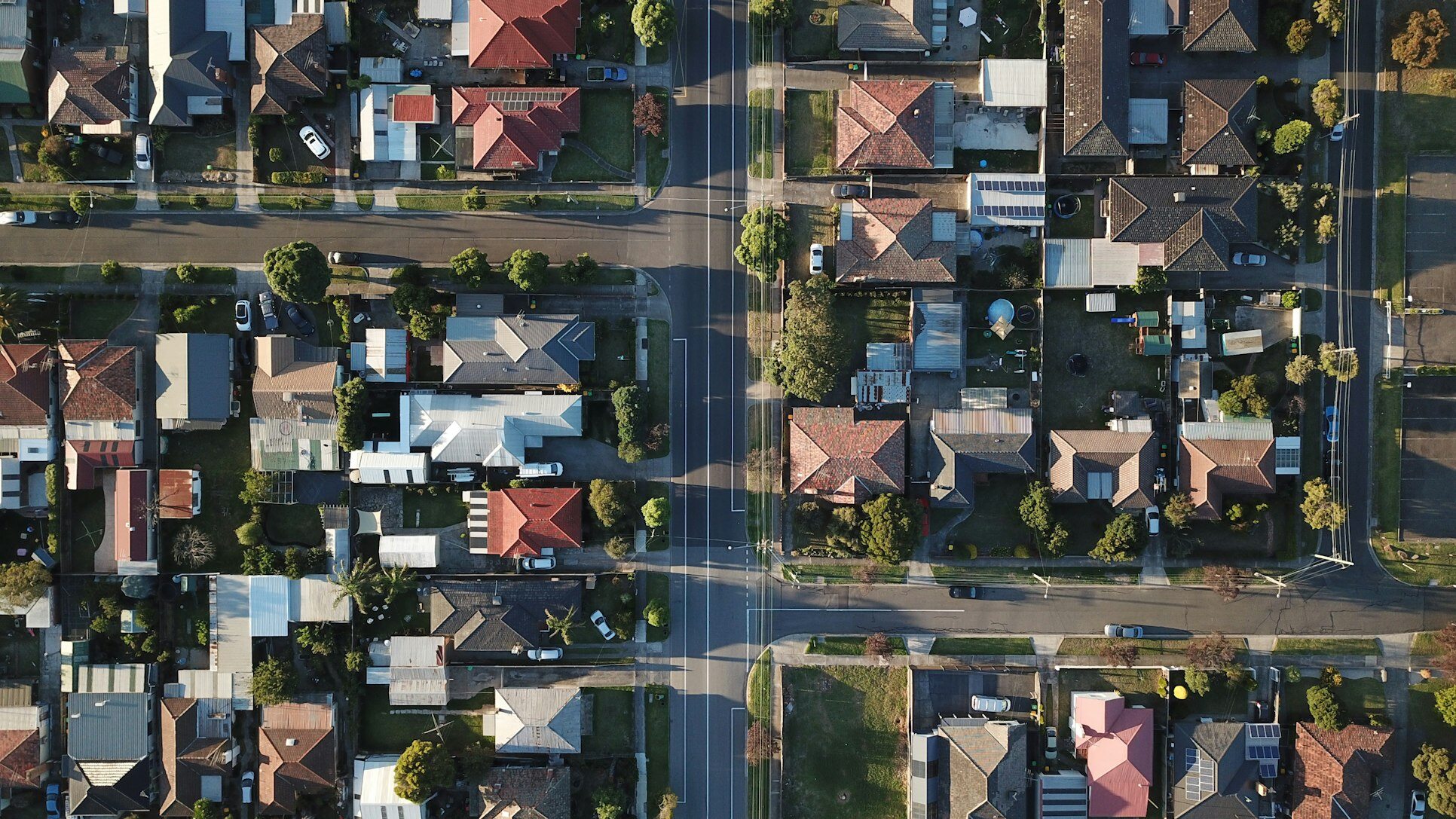 A top-view of a neighorhood in Maryland in multiple houses