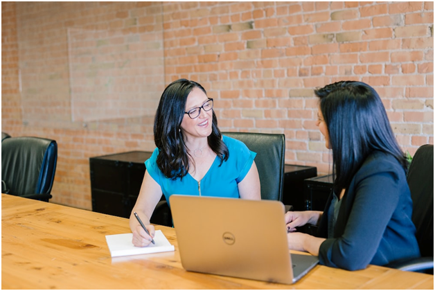 an investor speaking with a rental property lender