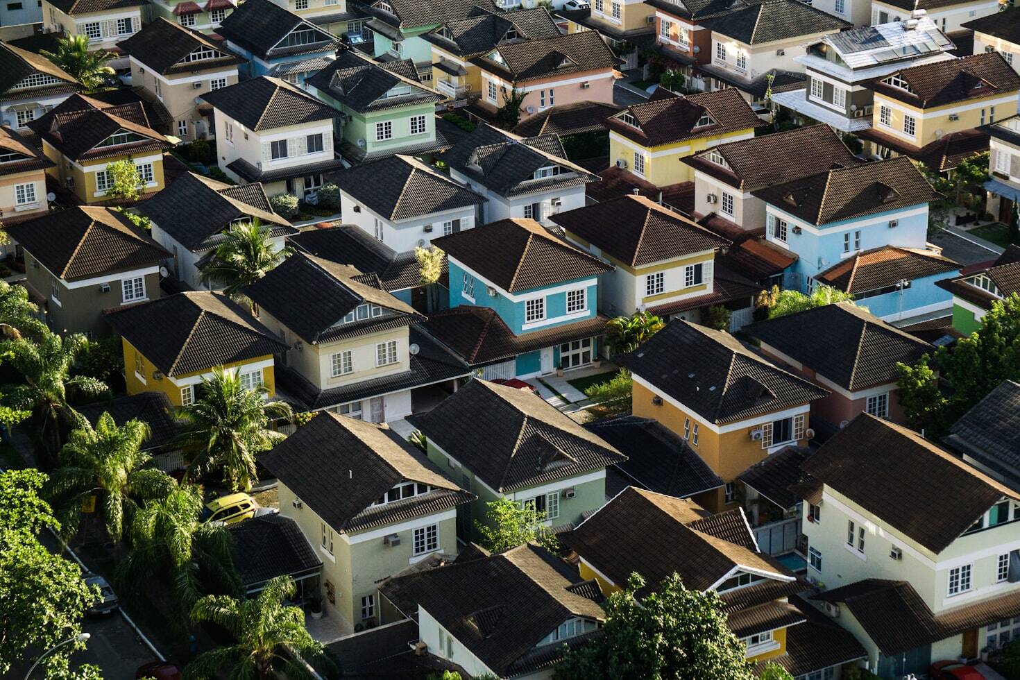 Multiple houses in a colony